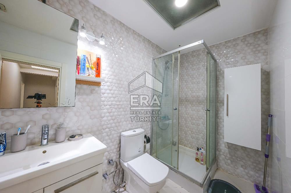 Aliağa Siteler Mahallesi Satılık 6+1 Bahçe Dubleks Daire