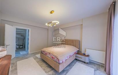 Aliağa Siteler Mahallesi Satılık 6+1 Bahçe Dubleks Daire