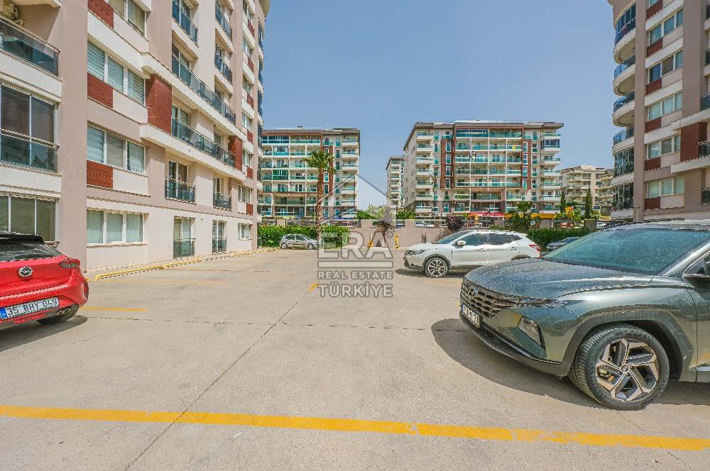 Aliağa Siteler Mahallesi Satılık 6+1 Bahçe Dubleks Daire
