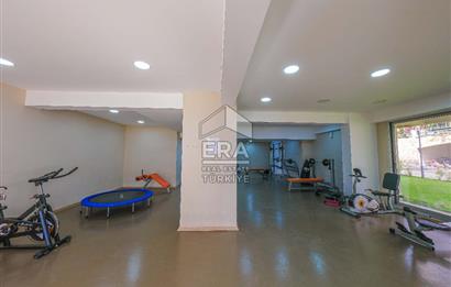 Aliağa Siteler Mahallesi Satılık 6+1 Bahçe Dubleks Daire