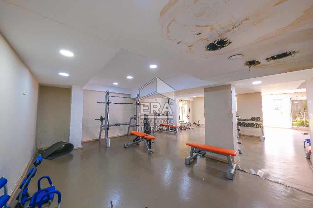 Aliağa Siteler Mahallesi Satılık 6+1 Bahçe Dubleks Daire