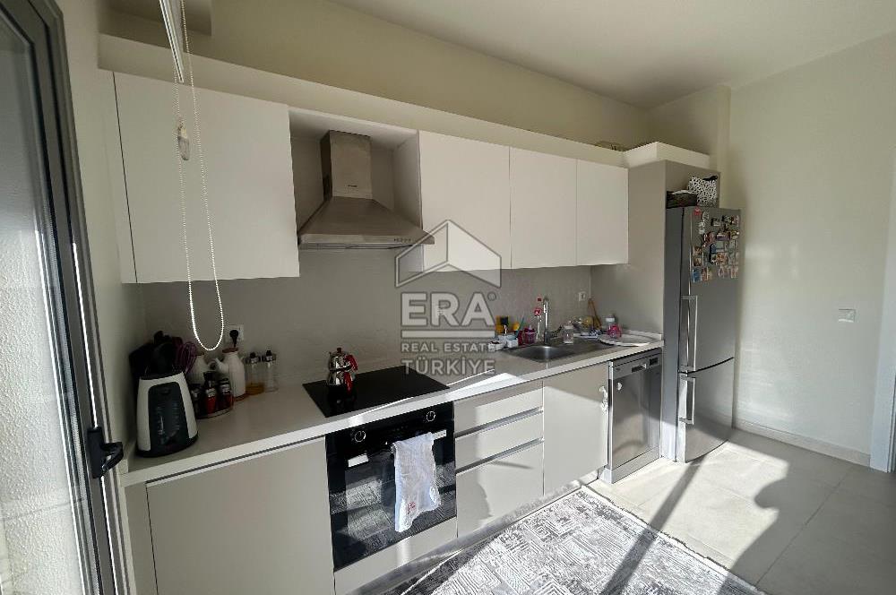 Bornova Narova 5  Sitesinde 2+1 Satılık Daire