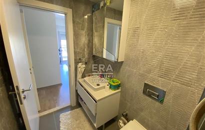 Bornova Narova 5  Sitesinde 2+1 Satılık Daire