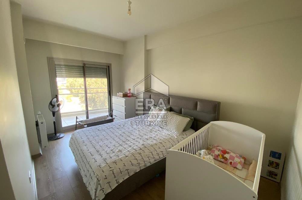 Bornova Narova 5  Sitesinde 2+1 Satılık Daire