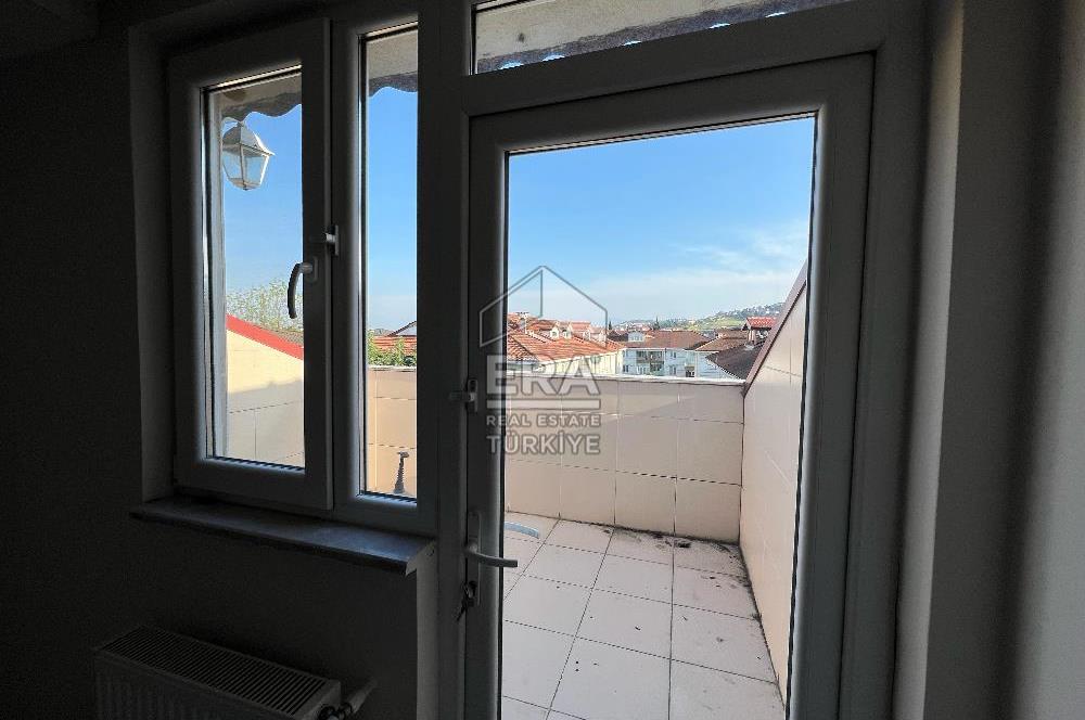ERA KARAT SAKARYA ARABACIALANINDA 4+1 KİRALIK DUBLEX DAİRE
