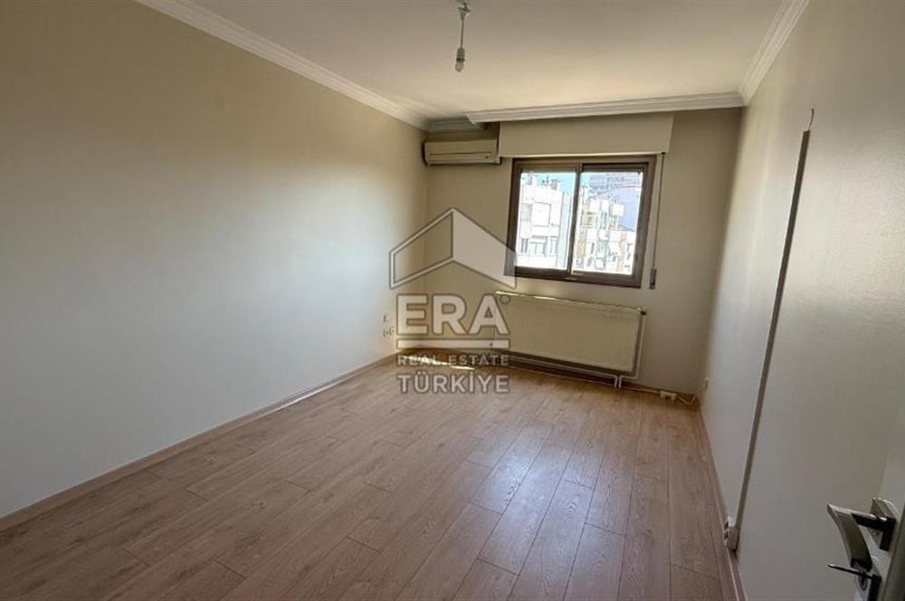 Girne Bulvarı Yakını Satılık 4+1 Satılık Daire