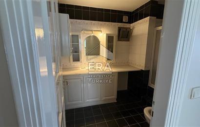 Girne Bulvarı Yakını Satılık 4+1 Satılık Daire