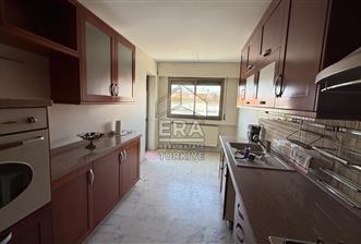 Girne Bulvarı Yakını Satılık 4+1 Satılık Daire