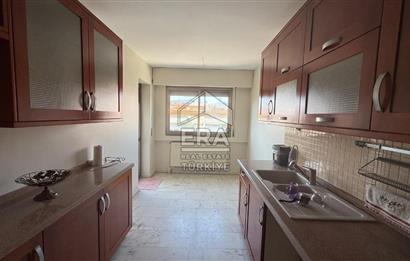 Girne Bulvarı Yakını Satılık 4+1 Satılık Daire