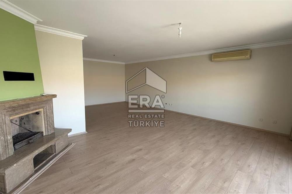 Girne Bulvarı Yakını Satılık 4+1 Satılık Daire