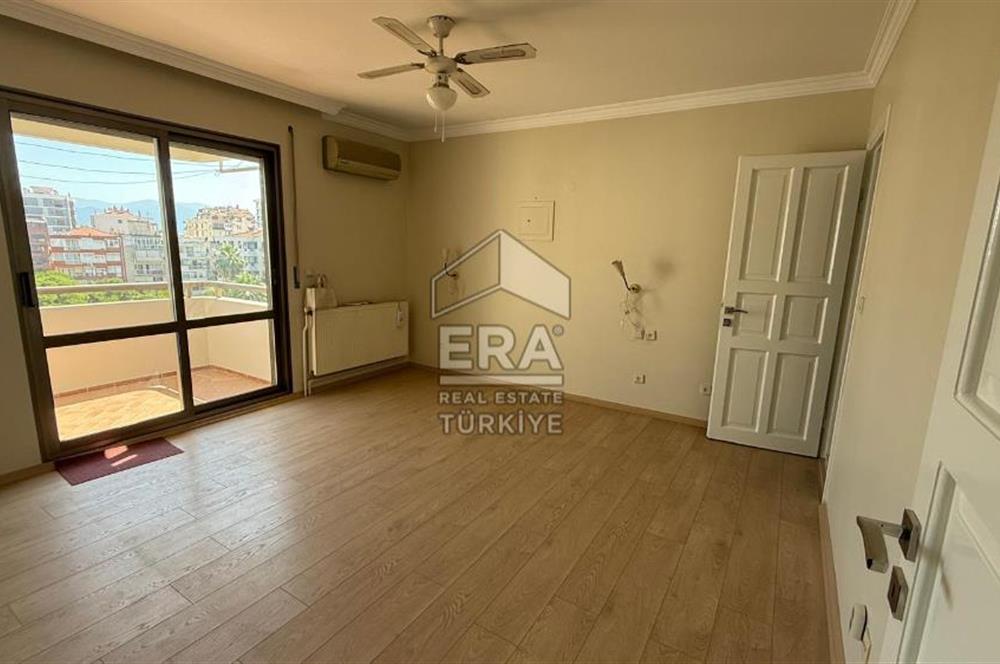 Girne Bulvarı Yakını Satılık 4+1 Satılık Daire