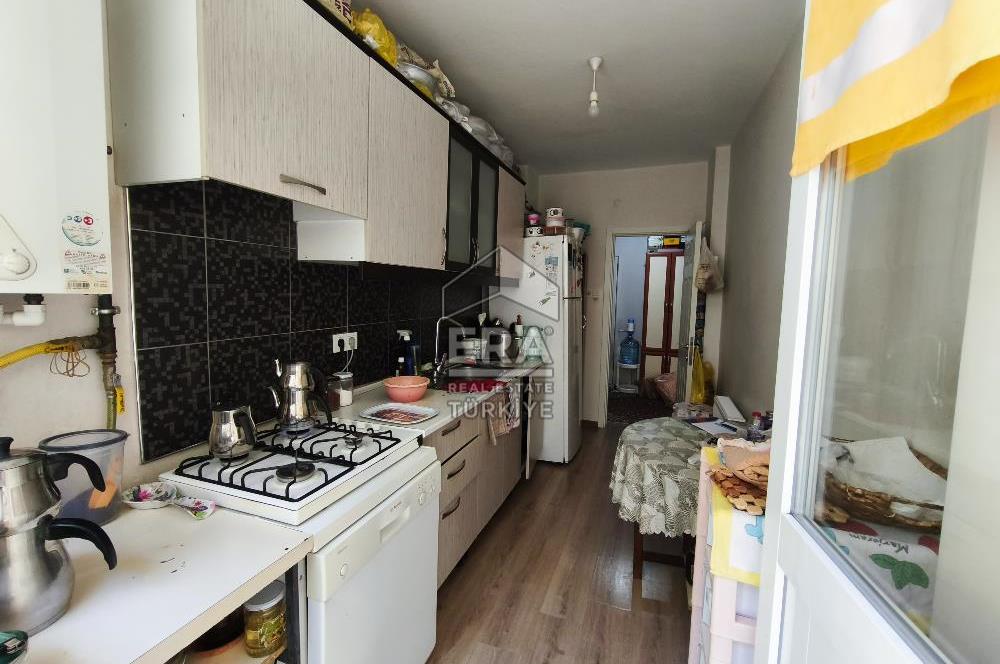ÜSKÜDAR ZEYNEP KAMİL'DE CADDE ÜZERİ SATILIK 3+1 DAİRE