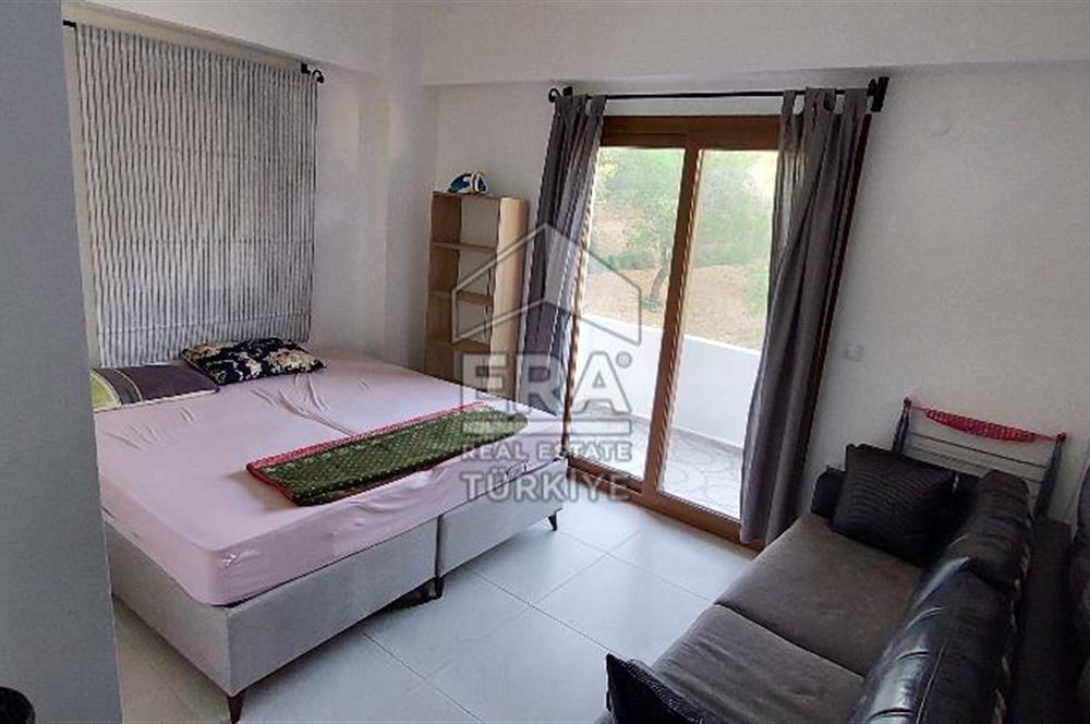 Datça Cumalı Köyünde 65 m2 Doğa Manzaralı / Bahçeli 2+1 Eşyalı Dubleks Daire