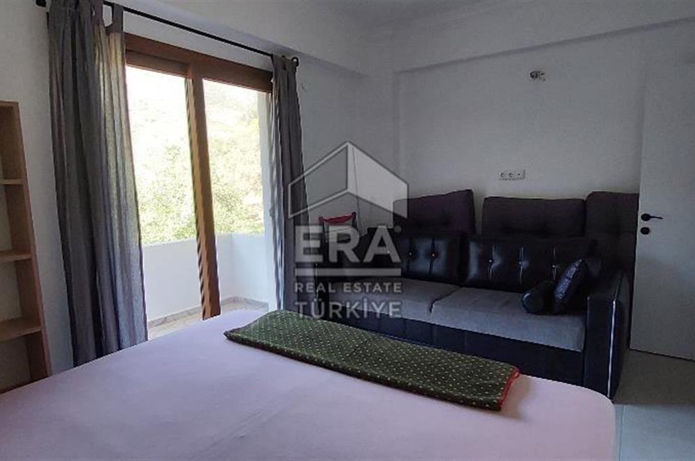 Datça Cumalı Köyünde 65 m2 Doğa Manzaralı / Bahçeli 2+1 Eşyalı Dubleks Daire