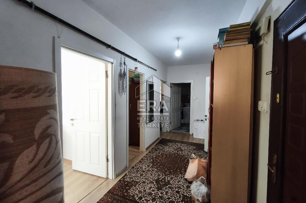 ÜSKÜDAR ZEYNEP KAMİL'DE CADDE ÜZERİ SATILIK 3+1 DAİRE