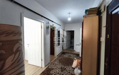 ÜSKÜDAR ZEYNEP KAMİL'DE CADDE ÜZERİ SATILIK 3+1 DAİRE