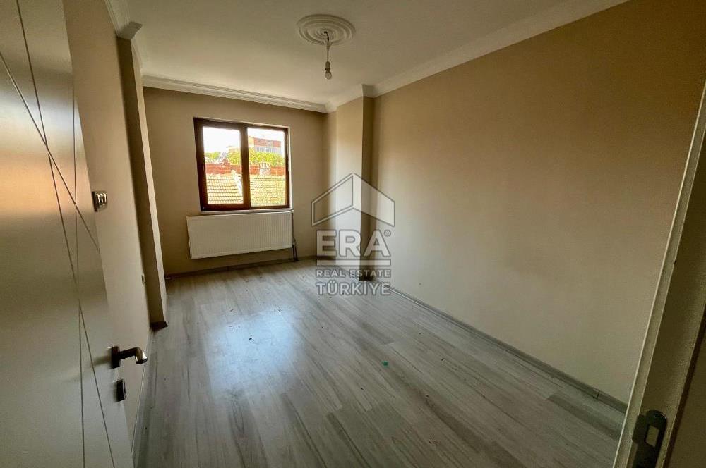 Bala Mah. Aile Sağlığı Merkezi Karşısı Satılık 2+1 Köşe Daire