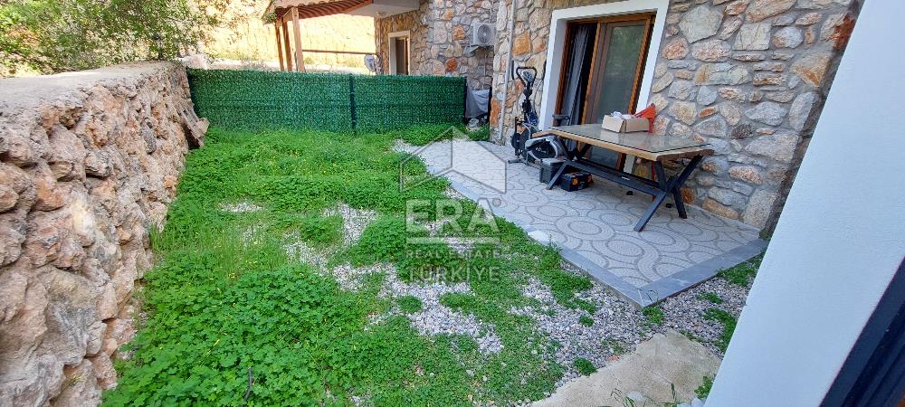 Datça Cumalı Köyünde 65 m2 Doğa Manzaralı / Bahçeli 2+1 Eşyalı Dubleks Daire