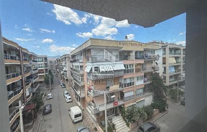 Karşıyaka Yalı Mahallesi 5+1 Kiralık Dubleks Daire