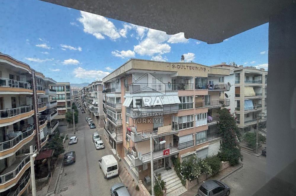 Karşıyaka Yalı Mahallesi 5+1 Kiralık Dubleks Daire