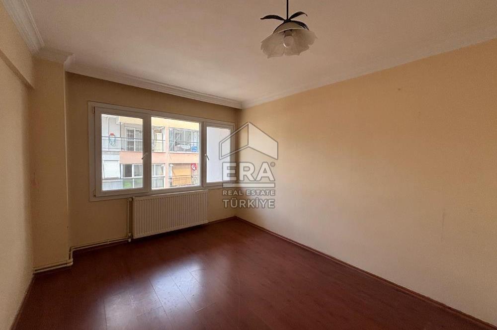Karşıyaka Yalı Mahallesi 5+1 Kiralık Dubleks Daire