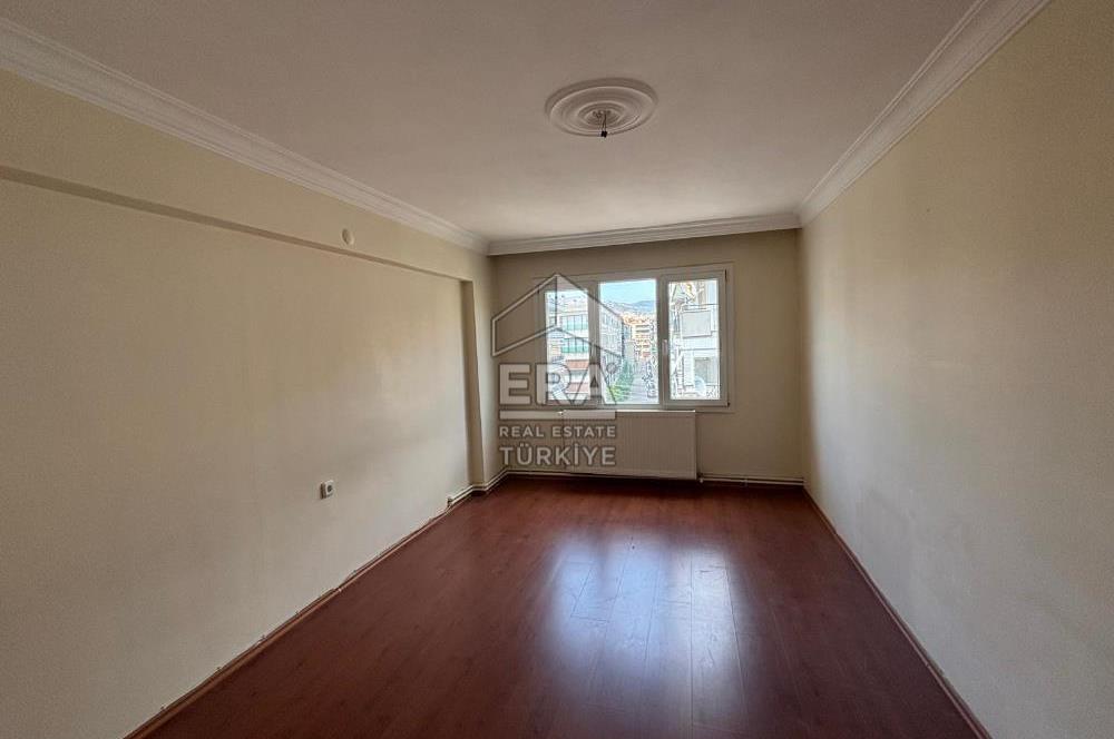 Karşıyaka Yalı Mahallesi 5+1 Kiralık Dubleks Daire