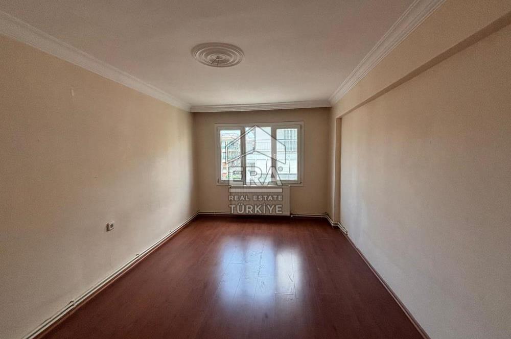 Karşıyaka Yalı Mahallesi 5+1 Kiralık Dubleks Daire