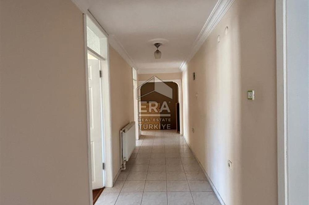 Karşıyaka Yalı Mahallesi 5+1 Kiralık Dubleks Daire