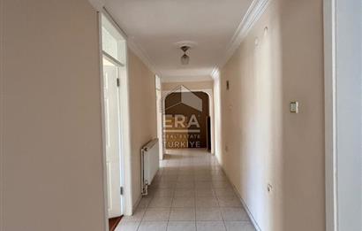 Karşıyaka Yalı Mahallesi 5+1 Kiralık Dubleks Daire