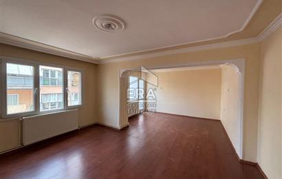 Karşıyaka Yalı Mahallesi 5+1 Kiralık Dubleks Daire