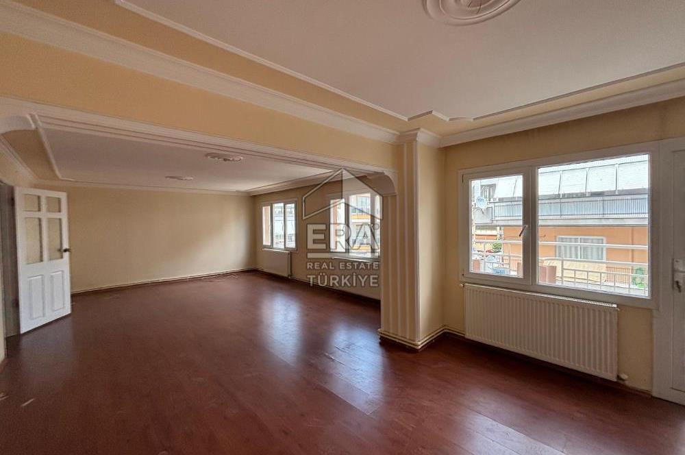 Karşıyaka Yalı Mahallesi 5+1 Kiralık Dubleks Daire