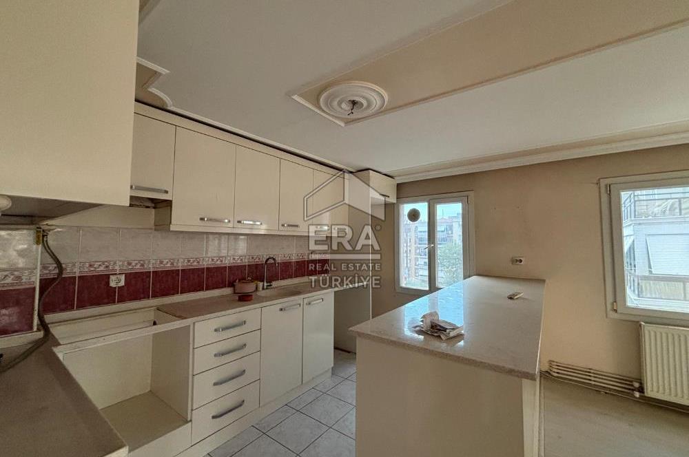 Karşıyaka Yalı Mahallesi 5+1 Kiralık Dubleks Daire