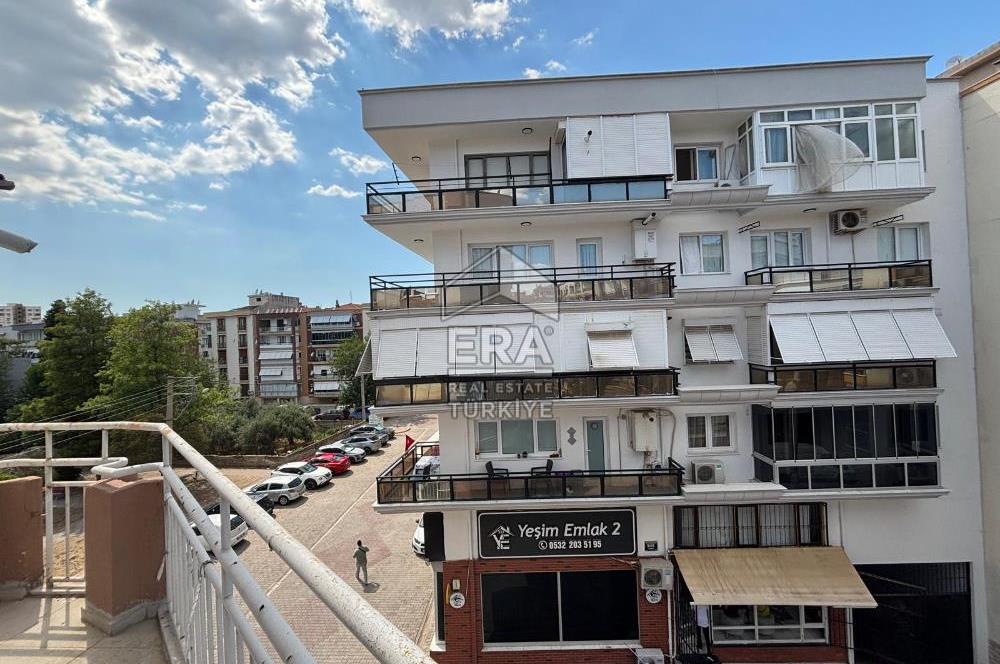 Karşıyaka Yalı Mahallesi 5+1 Kiralık Dubleks Daire