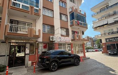 Karşıyaka Yalı Mahallesi 5+1 Kiralık Dubleks Daire