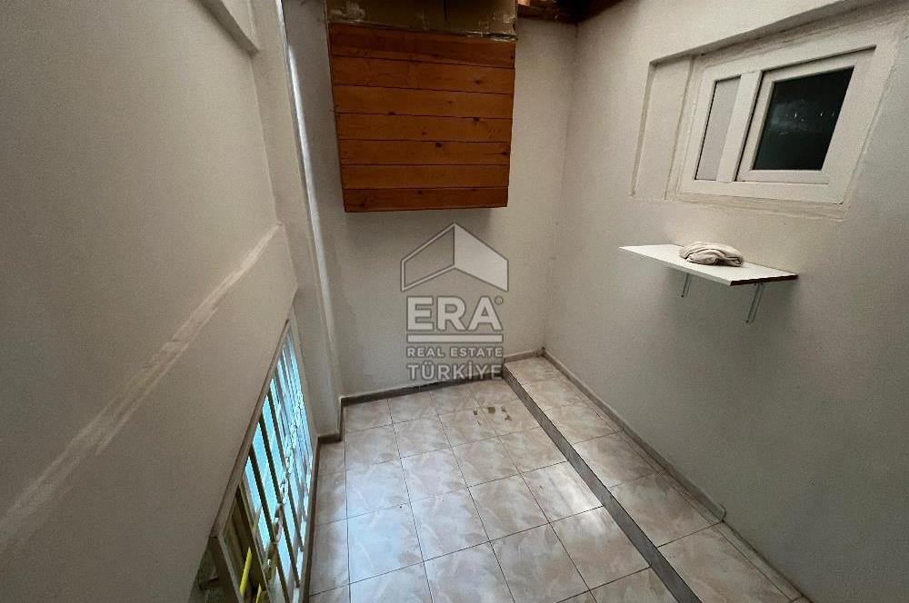 ÜSKÜDAR ALTUNİZADE'DE CADDE ÜZERİ 3+1 KİRALIK 