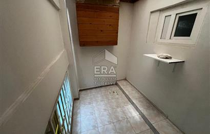 ÜSKÜDAR ALTUNİZADE'DE CADDE ÜZERİ 3+1 KİRALIK 