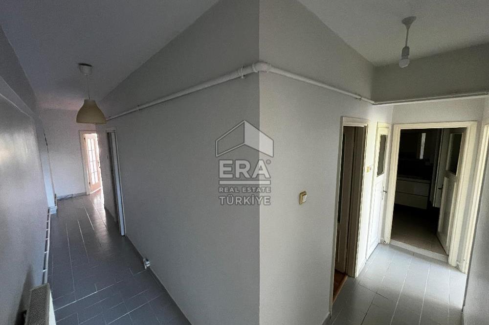 ÜSKÜDAR ALTUNİZADE'DE CADDE ÜZERİ 3+1 KİRALIK 