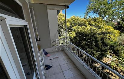ÜSKÜDAR ALTUNİZADE'DE CADDE ÜZERİ 3+1 KİRALIK 