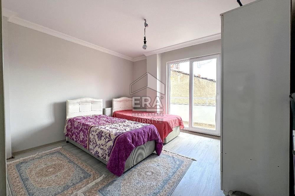 ERA SÖZ DEN DİNKÇİLER MAHALLESİNDE ARA KAT EŞYALI 1+1 DAİRE
