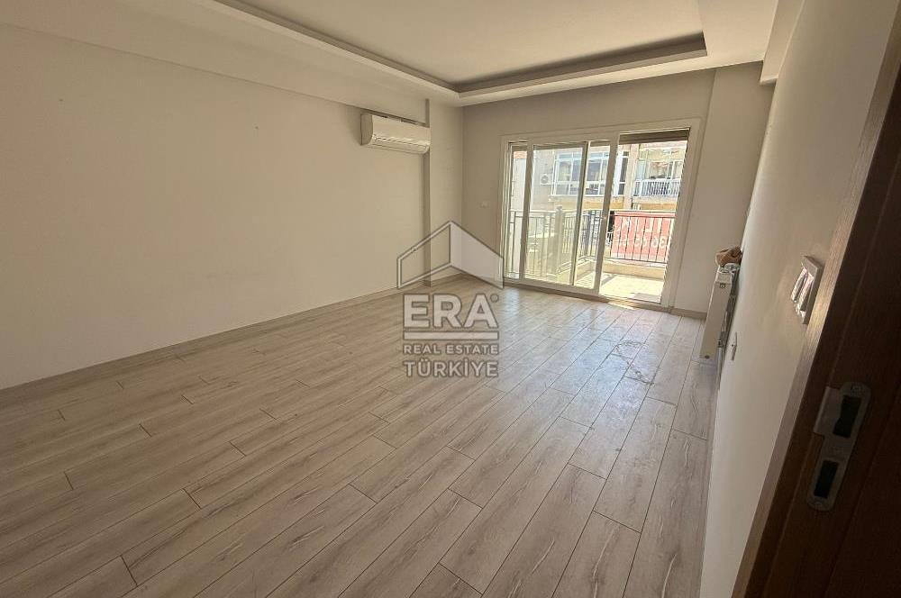 Bostanlı Merkezde 3+1 Satılık Daire