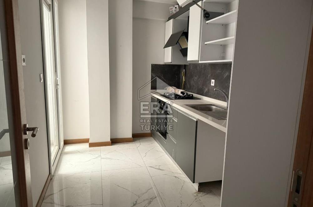 Bostanlı Merkezde 3+1 Satılık Daire