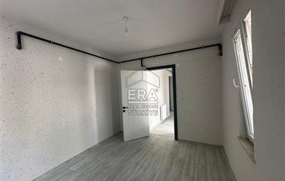 ERA PORT GÜVENCESİYLE KUVA-İ MILLIYE MAHALLESİNDE 4 KATLI BİNA