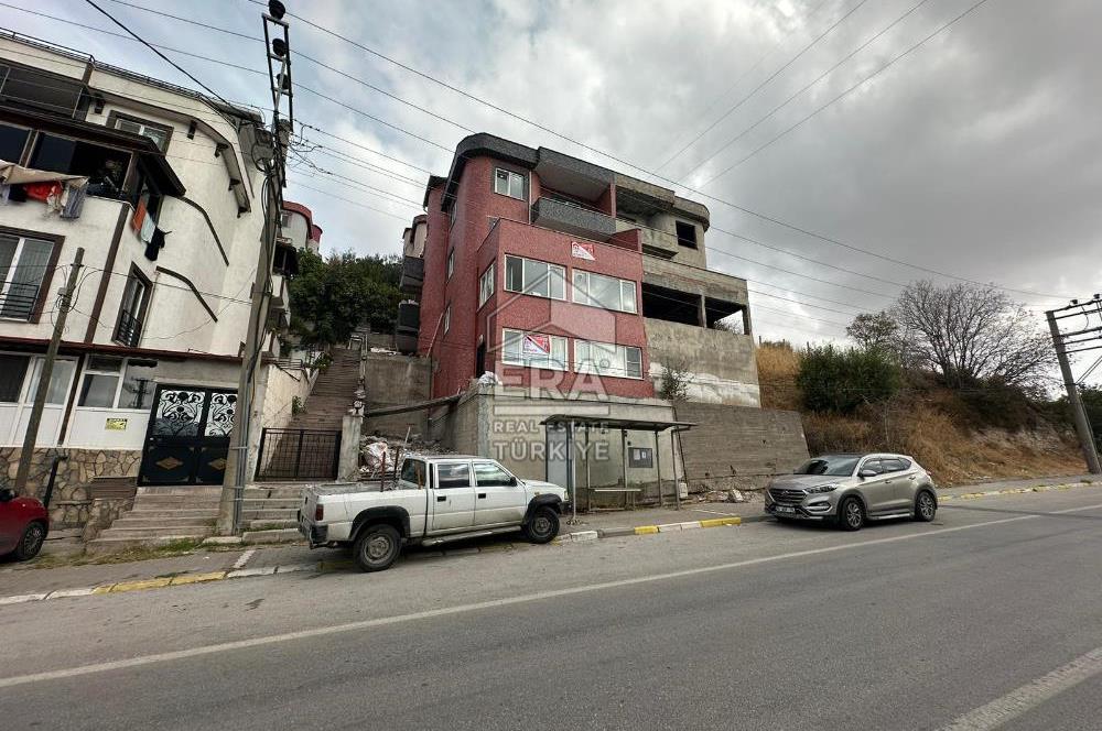 ERA PORT GÜVENCESİYLE KUVA-İ MILLIYE MAHALLESİNDE 4 KATLI BİNA