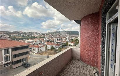 ERA PORT GÜVENCESİYLE KUVA-İ MILLIYE MAHALLESİNDE 4 KATLI BİNA