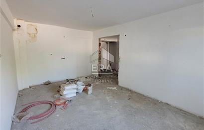 Bahçelievler'de 270 m2 Natamam 3 Katlı Bina