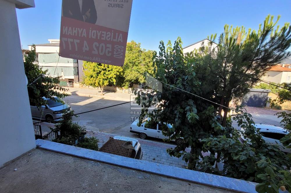 Bahçelievler'de 270 m2 Natamam 3 Katlı Bina