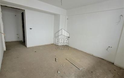 Bahçelievler'de 270 m2 Natamam 3 Katlı Bina