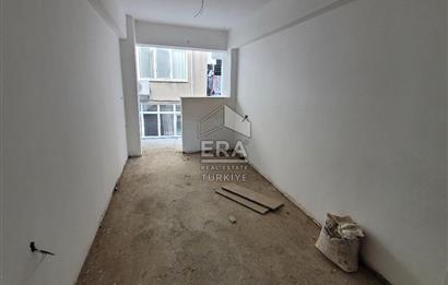 Bahçelievler'de 270 m2 Natamam 3 Katlı Bina
