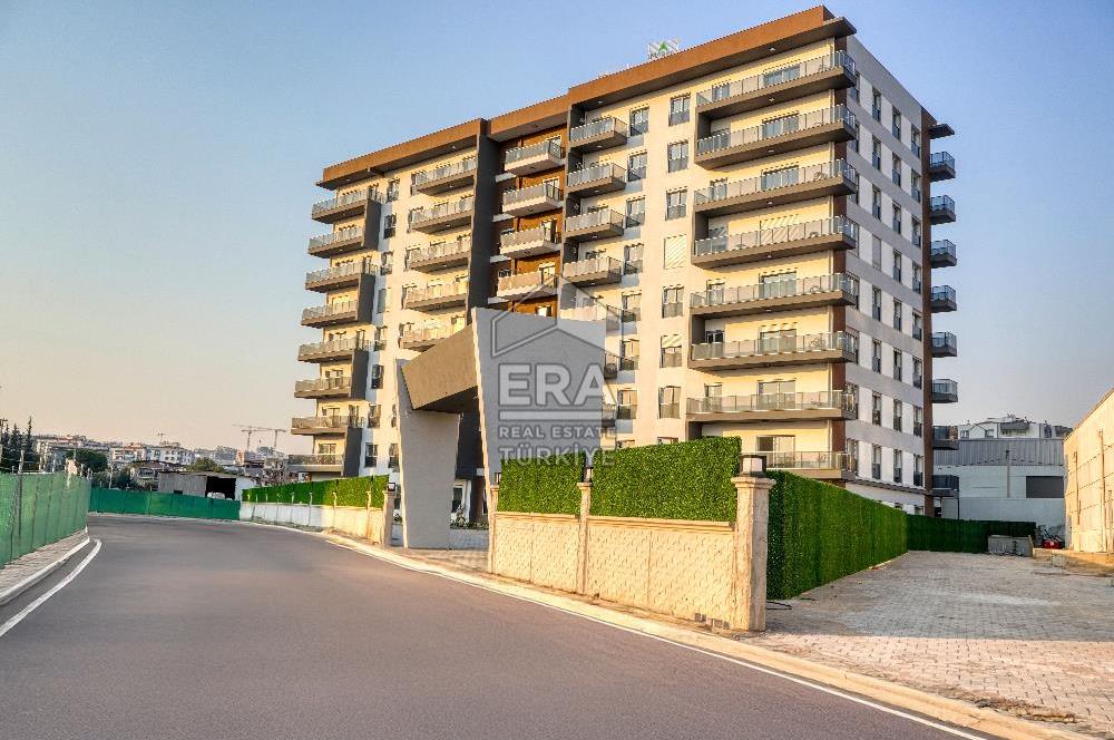 Katip Çelebi Üniversitesi Yakını Site İçinde Satılık 2+1 Daire