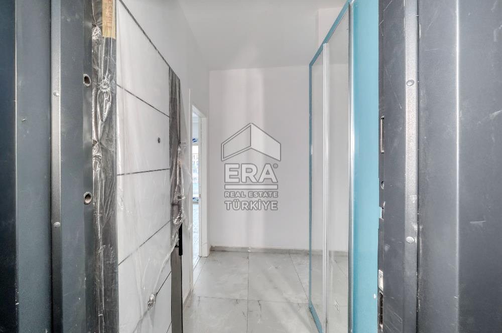 Katip Çelebi Üniversitesi Yakını Site İçinde Satılık 2+1 Daire
